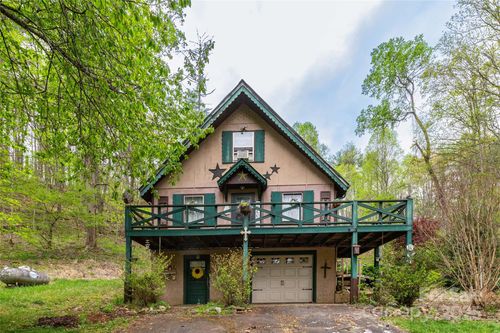 380 Echo Hill Dr, Green Mountain, NC, 28740-6254 | Card Image