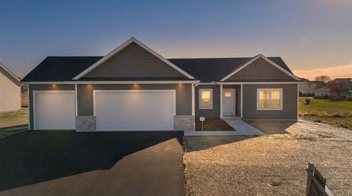 1702 E Kyle Ln, Beloit, WI, 53511 | Card Image