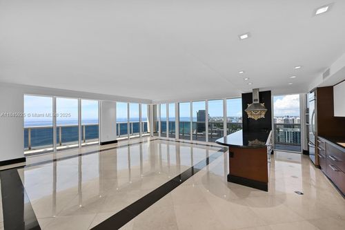 apt-4204-1850 S Ocean Dr, Hallandale Beach, FL, 33009-7688 | Card Image