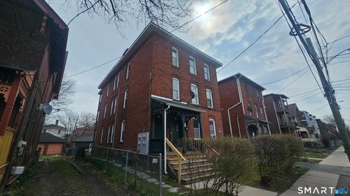 110 Babcock St, Hartford, CT, 06106-1303 | Card Image