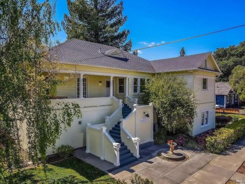 131 N Main Street, Cloverdale, CA, 95425 | Card Image