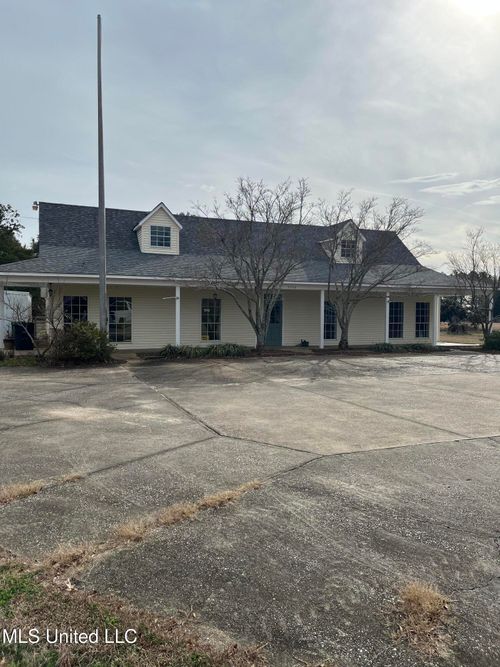 5700 Highway 614, Moss Point, MS, 39562-7587 | Card Image