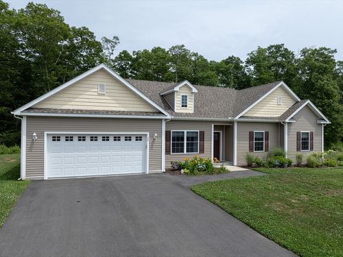 20 Nantucket Dr, Mattapoisett, MA, 02739-1795 | Card Image