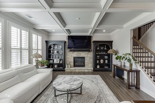 7069 Branch Creek Cv, Flowery Branch, GA, 30542-6505 | Card Image