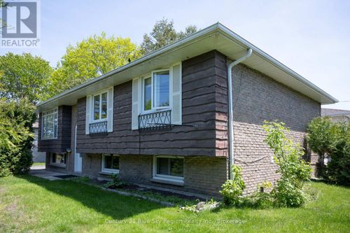 1 Portage Ave, North Bay, ON, P1A1P1 | Card Image