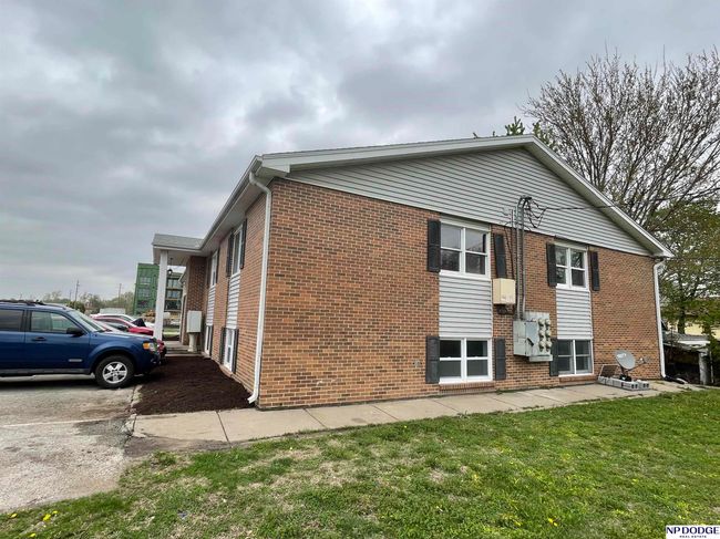 3329 2 Nd Ave, Home with 16 bedrooms, 8 bathrooms and 8 parking in Council Bluffs IA | Image 19
