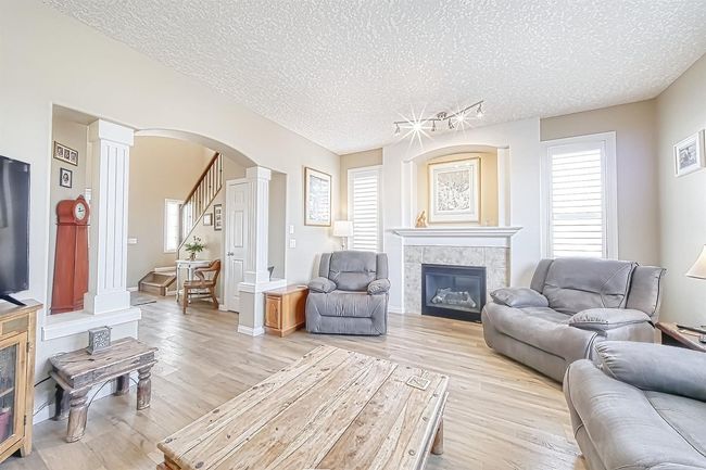 149 Bow Ridge Cres, House detached with 3 bedrooms, 3 bathrooms and 4 parking in Cochrane AB | Image 8