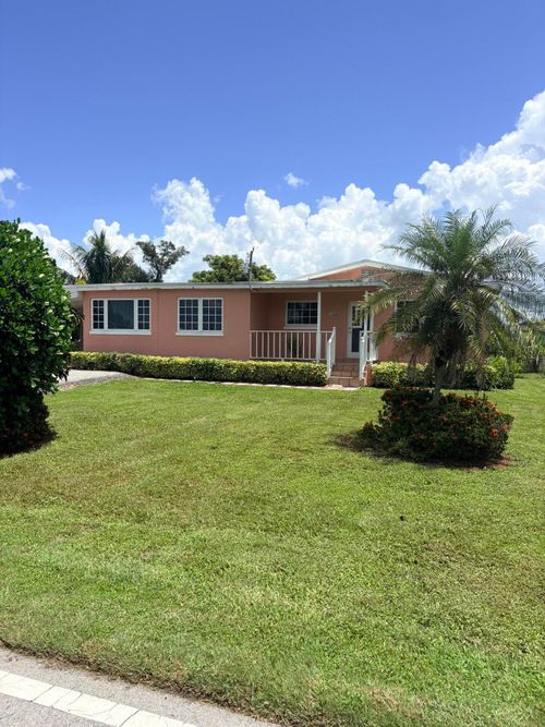 1117 Ne 23rd St, Belle Glade, FL, 33430-2225 | Card Image
