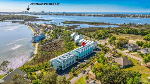 16140 Innerarity Point Rd, Pensacola, FL, 32507-8378 | Card Image