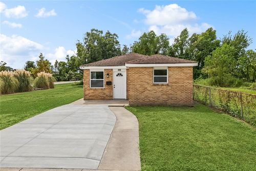 490 Ocean Ave, Gretna, LA, 70053-4729 | Card Image