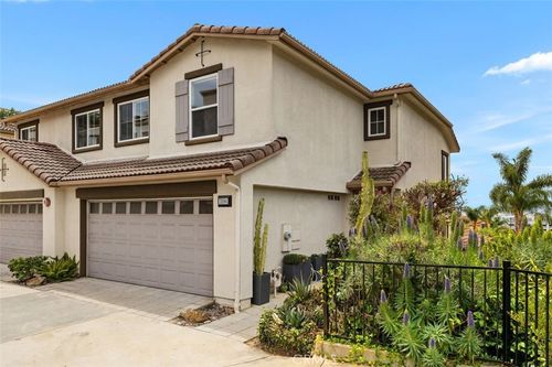 3184 Harbor Ridge Lane, San Diego, CA, 92103 | Card Image