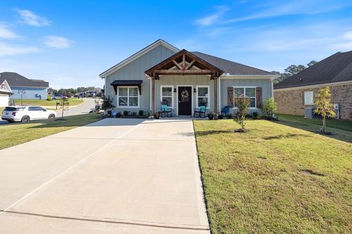 7 Summertide Dr, Phenix City, AL, 36869-5432 | Card Image