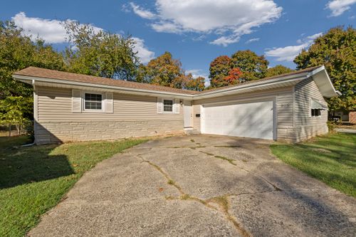 805 S Barnes Ave, Springfield, MO, 65802-2811 | Card Image