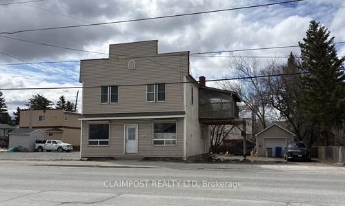 5865 King St, Porcupine, ON, P0N1C0 | Card Image