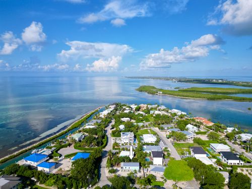 224 W Seaview Dr, Duck Key, FL, 33050-3826 | Card Image