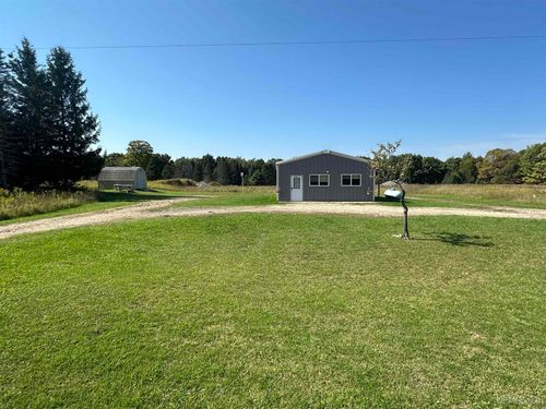 4765 M67 Road, Chatham, MI, 49816 | Card Image