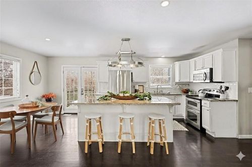 2900 E Red Bridge Rd, Kansas City, MO, 64137-2130 | Card Image