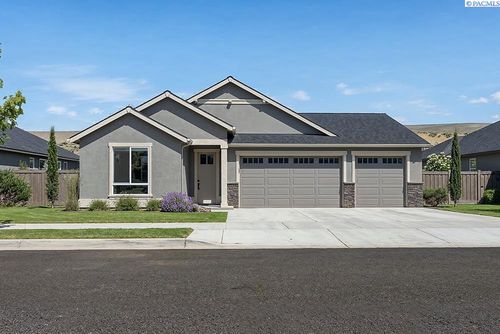 12114 Buckingham Dr, Pasco, WA, 99301-9871 | Card Image