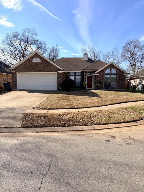 2113 Mockingbird Lane, Bossier City, LA, 71111 | Card Image