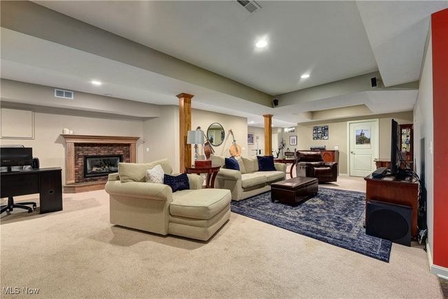 Finished lower level | Image 37