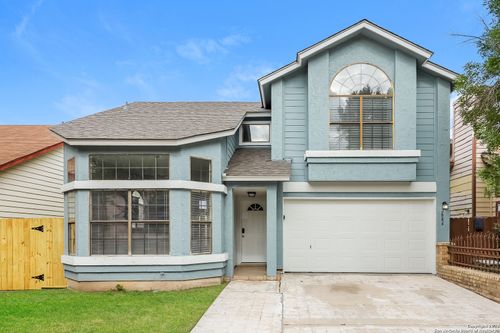 2886 Almond Field Dr, San Antonio, TX, 78245-2614 | Card Image