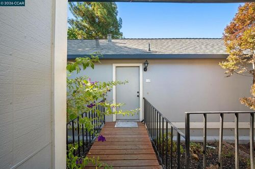 163 Holiday Hills Dr, Martinez, CA, 94553-4211 | Card Image