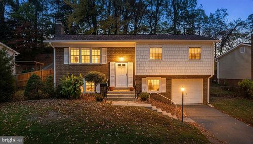 13652 Kingsman Rd, WOODBRIDGE, VA, 22193-4647 | Card Image