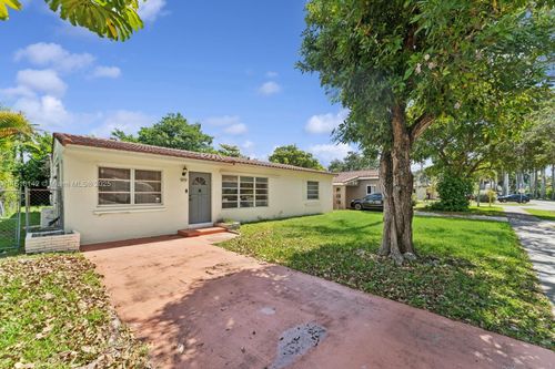 919 Ne 4th St, Hallandale Beach, FL, 33009-3593 | Card Image