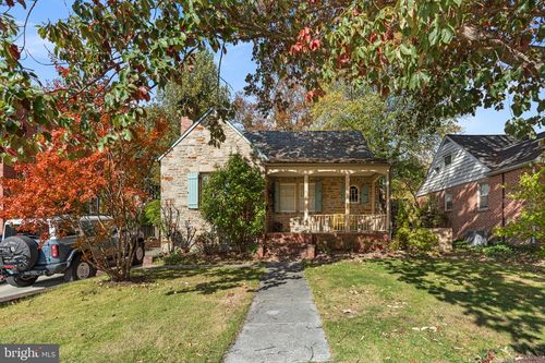 664 Regester Ave, BALTIMORE, MD, 21212-1917 | Card Image