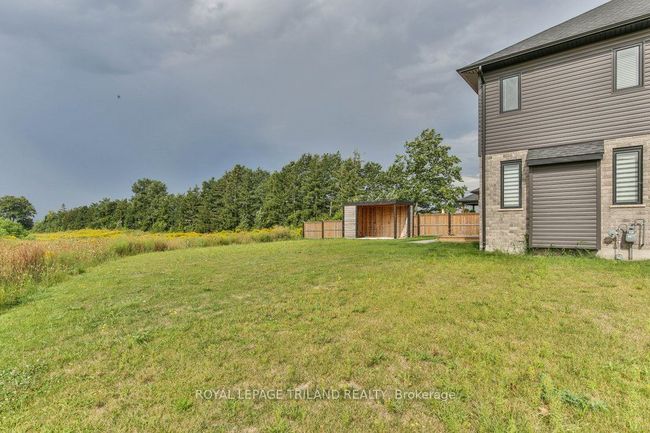 51 Elliot St, House other with 6 bedrooms, 3 bathrooms and 2 parking in Strathroy ON | Image 38