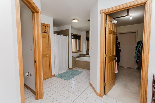 primary bath | Image 21