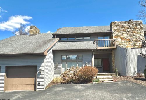 203 Lakeview Estate Townhomes, Morgantown, WV, 26508-0011 | Card Image