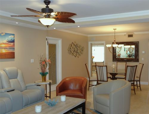 302-625 Oaks Dr, Pompano Beach, FL, 33069-3754 | Card Image