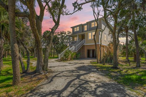 4 Sharks Tooth Cir, Edisto Island, SC, 29438-6906 | Card Image
