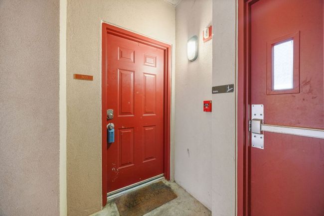 APT-303 - 711 W 26 Th St, Condo with 2 bedrooms, 2 bathrooms and 1 parking in Austin TX | Image 7