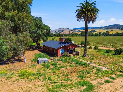 3115 Leavesley Rd, Gilroy, CA, 95020 | Card Image