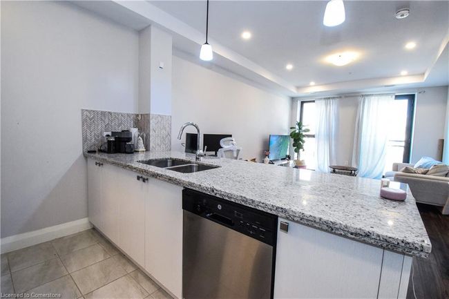 520 - 118 King St E, House attached with 1 bedrooms, 1 bathrooms and null parking in Hamilton ON | Image 10