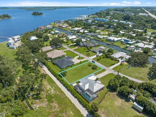6616 110th Pl, Sebastian, FL, 32958-4735 | Card Image