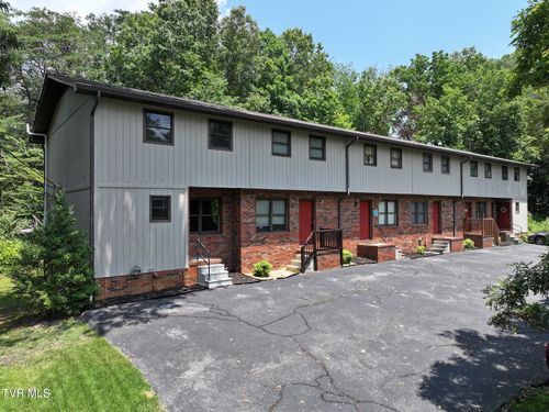 5-225 Huckleberry Rd, Bluff City, TN, 37618-2457 | Card Image