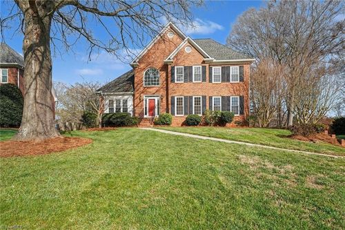 196 Oakmont Dr, Advance, NC, 27006-7098 | Card Image