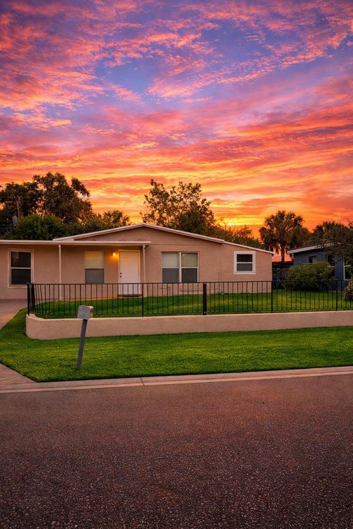 1520 W 11th St, Riviera Beach, FL, 33404-6509 | Card Image