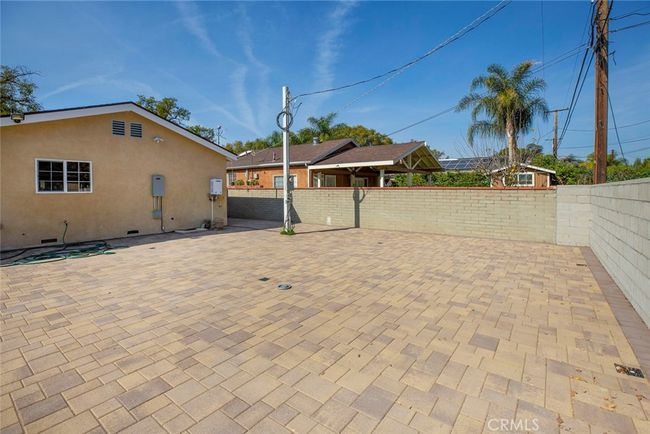 7822 Hazeltine Ave, House other with 1 bedrooms, 1 bathrooms and null parking in Panorama City CA | Image 9