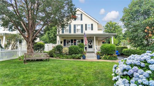 16 Clement St, Glen Cove, NY, 11542-2316 | Card Image