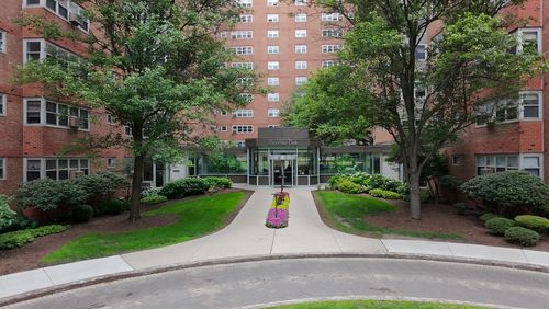 1134-4980 N Marine Dr, Chicago, IL, 60640-3764 | Card Image