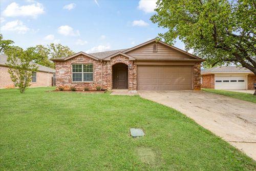 1321 Crestview Dr, Denison, TX, 75020-7017 | Card Image