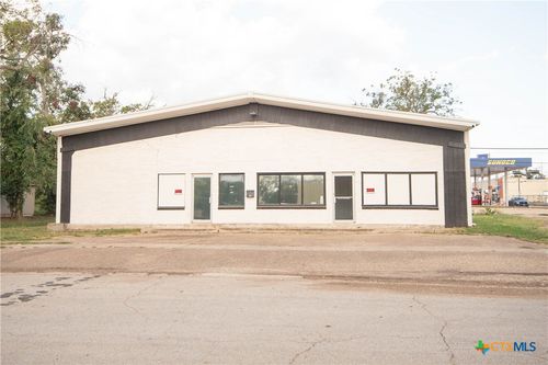 14 N 10th St, Temple, TX, 76501-4330 | Card Image