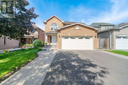 975 Mantle Cres, Mississauga, ON, L5V2G3 | Card Image