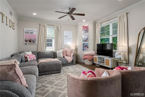 2-711 12th St, Tuscaloosa, AL, 35401-4353 | Card Image