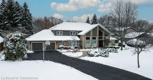 587 Manorwood Crt, Waterloo, ON, N2K3L7 | Card Image