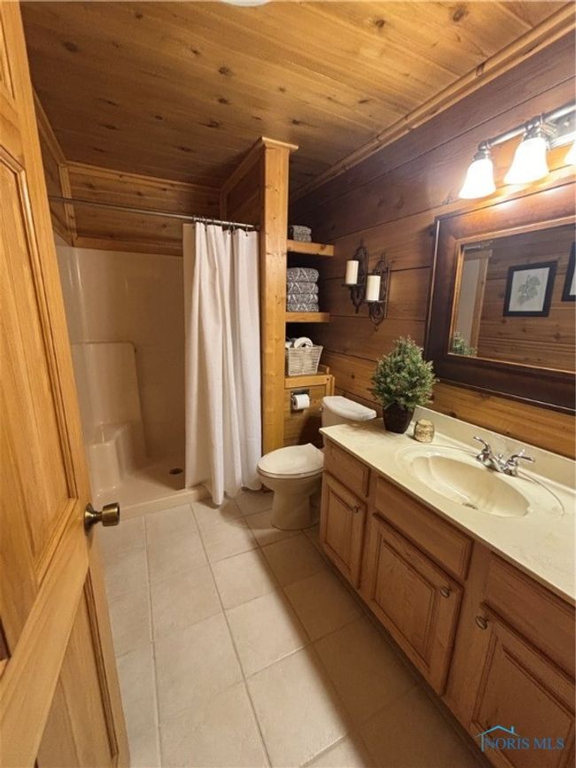 First floor bath | Image 21